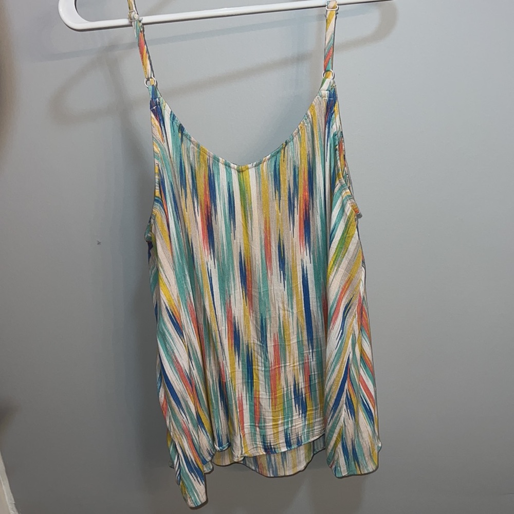 Torrid Tank - Picture 5 of 5